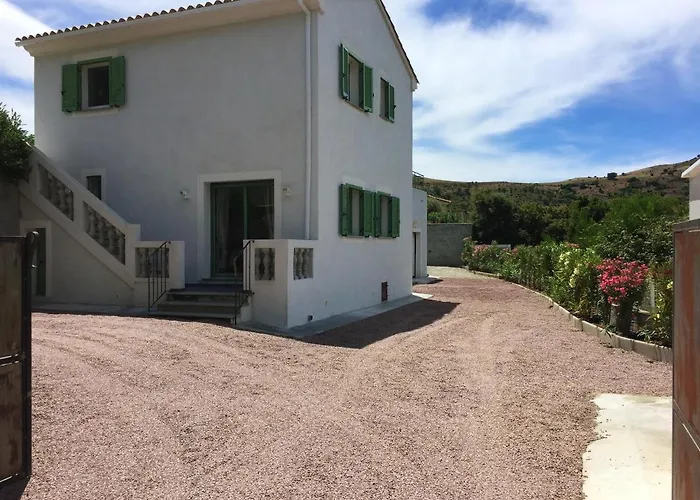 Ensoleillee A Avec Piscine Privee Villa Pietralba