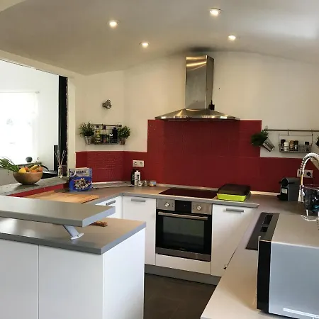 Ensoleillee A Avec Piscine Privee *