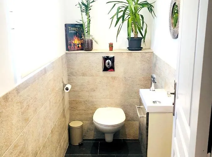 Ensoleillee A Avec Piscine Privee * Pietralba