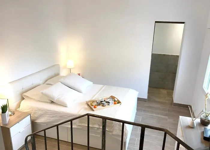 Ensoleillee A Avec Piscine Privee וילה